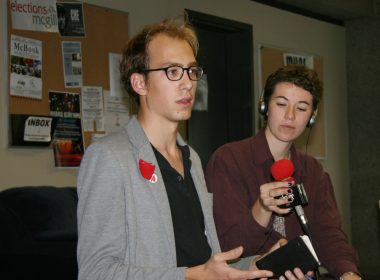 CLASSE Spokesperson Bédard-Wien spoke with students about tuition. (Alexandra Allaire / McGill Tribune)