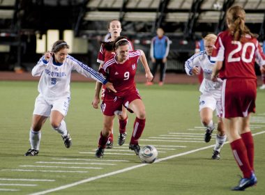 The Martlet midfield led the way. (Simon Poitrimolt / McGill Tribune)