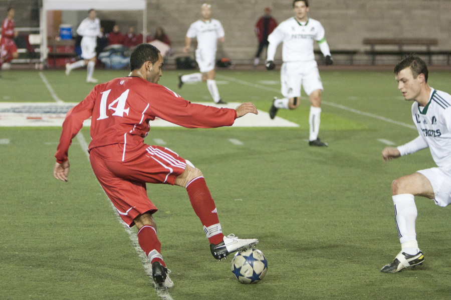 The Redmen dominated ball possession, but couldn’t fill the scoresheet. (Mike King / McGill Tribune)