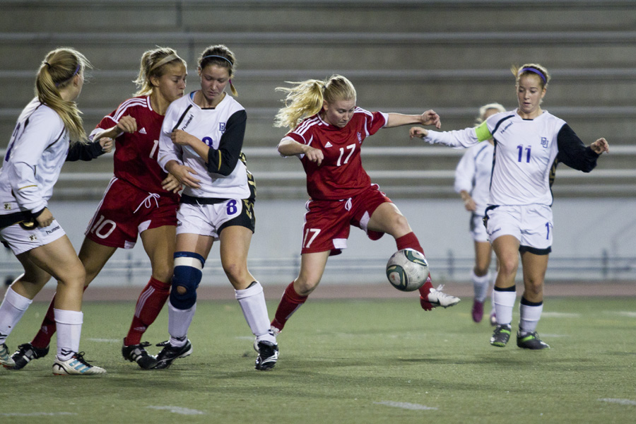 Kristina Pearkes scored a goal and added two assists during the Martlet victory. (Luke Orlando / McGill Tribune)