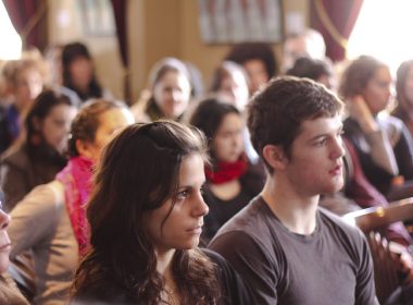 Students attending the teach-in learn about the nationwide Idle No More movement. (Michael Paolucci / McGill Tribune)